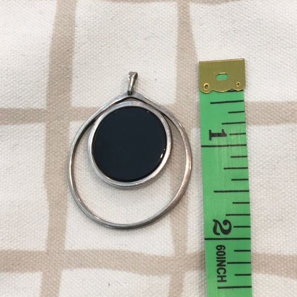 Sterling & Onyx Pendant - Picture 4 of 5